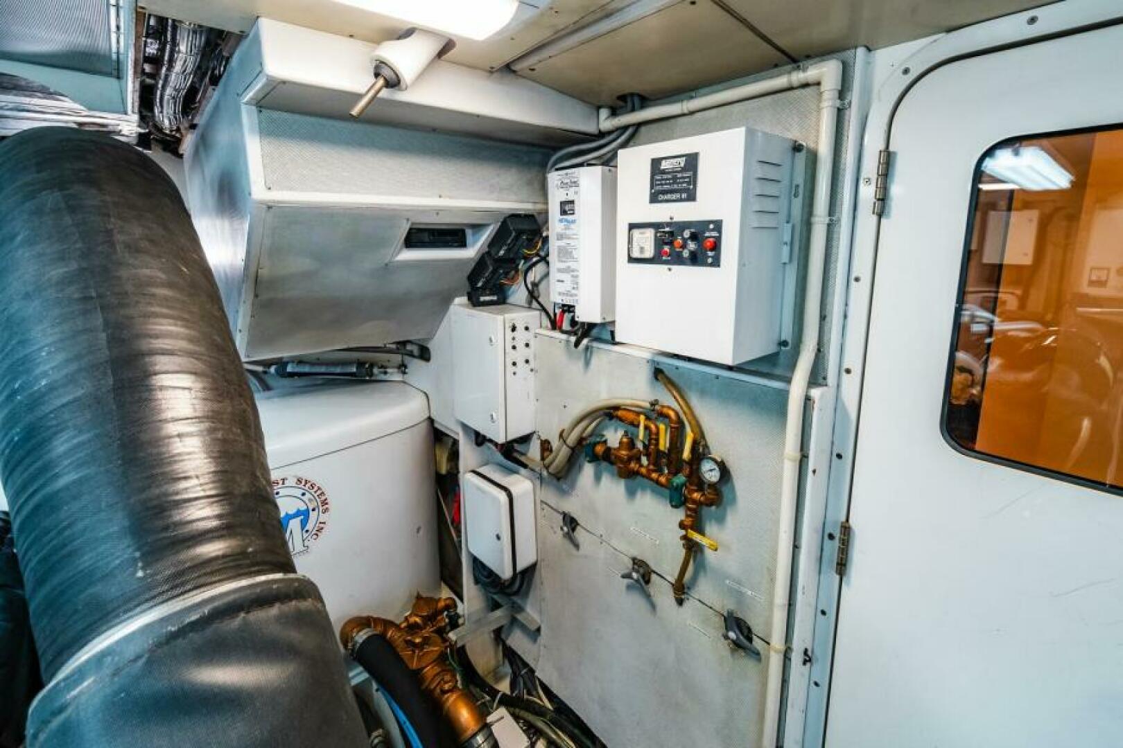 Slide: The Image of Aft of Stbd Engine - 4935408