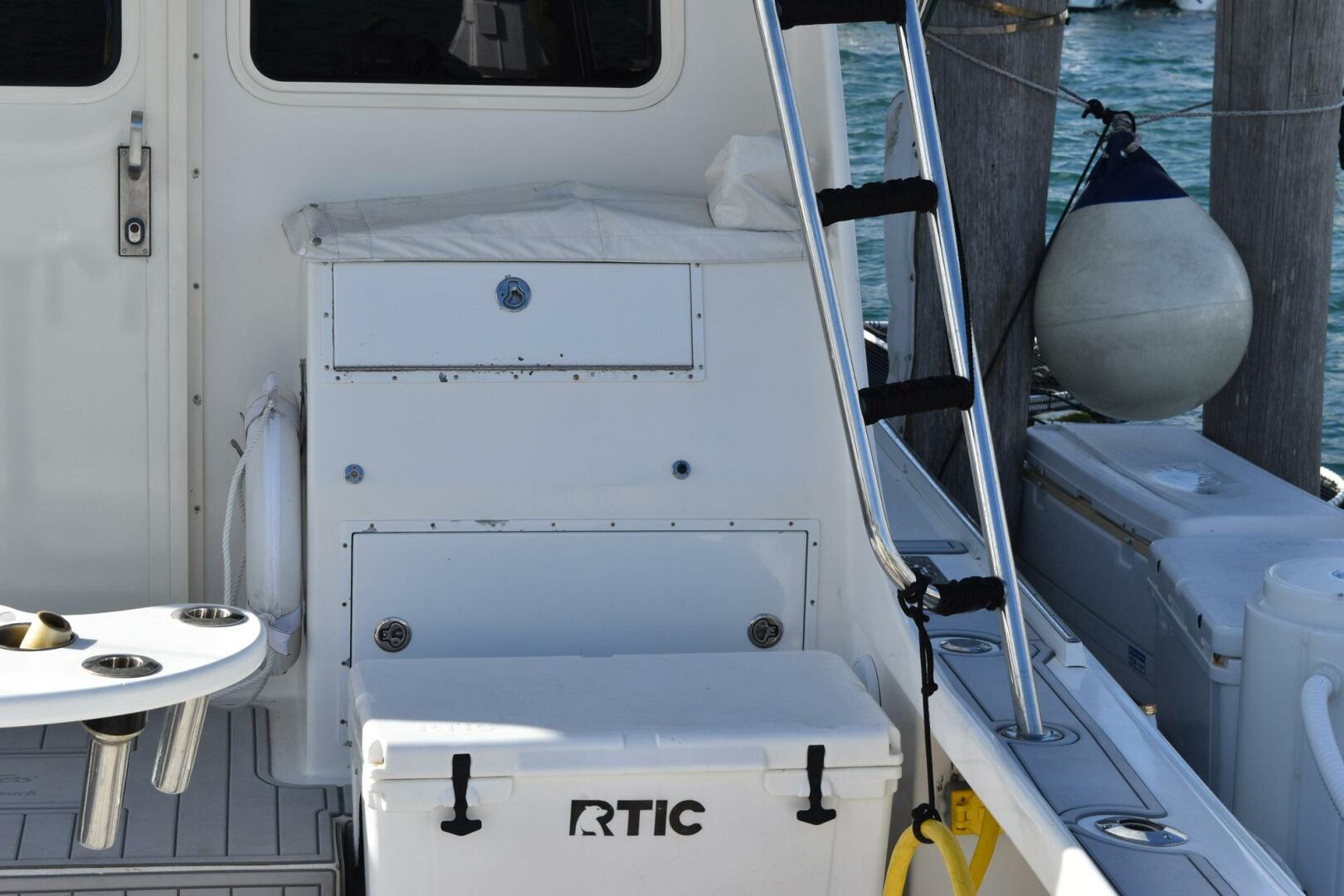 Slide: The Image of Northern Bay 38 Sportfish 2009 - 4193110