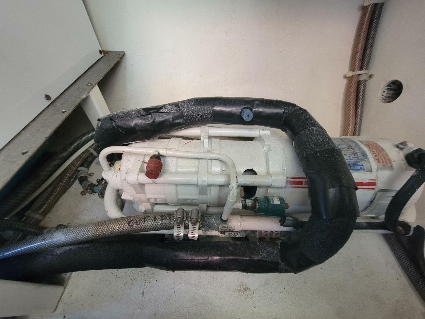 Slide: The Image of Northern Bay 38 Sportfish 2009 - 4193126