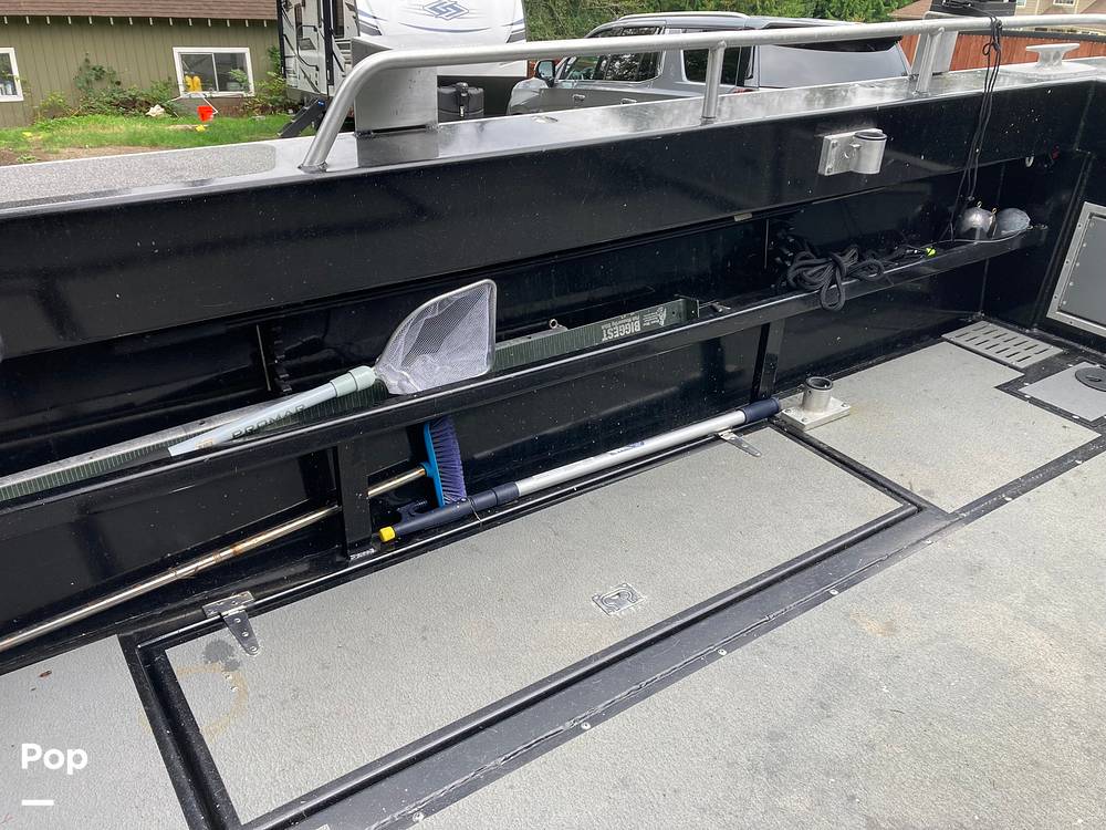 Slide: The Image of North River 2700 Offshore 2022 - 44