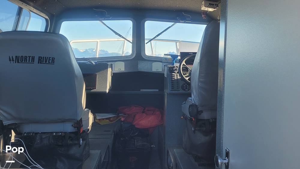 Slide: The Image of North River 28 Sounder 2018 - 14738182
