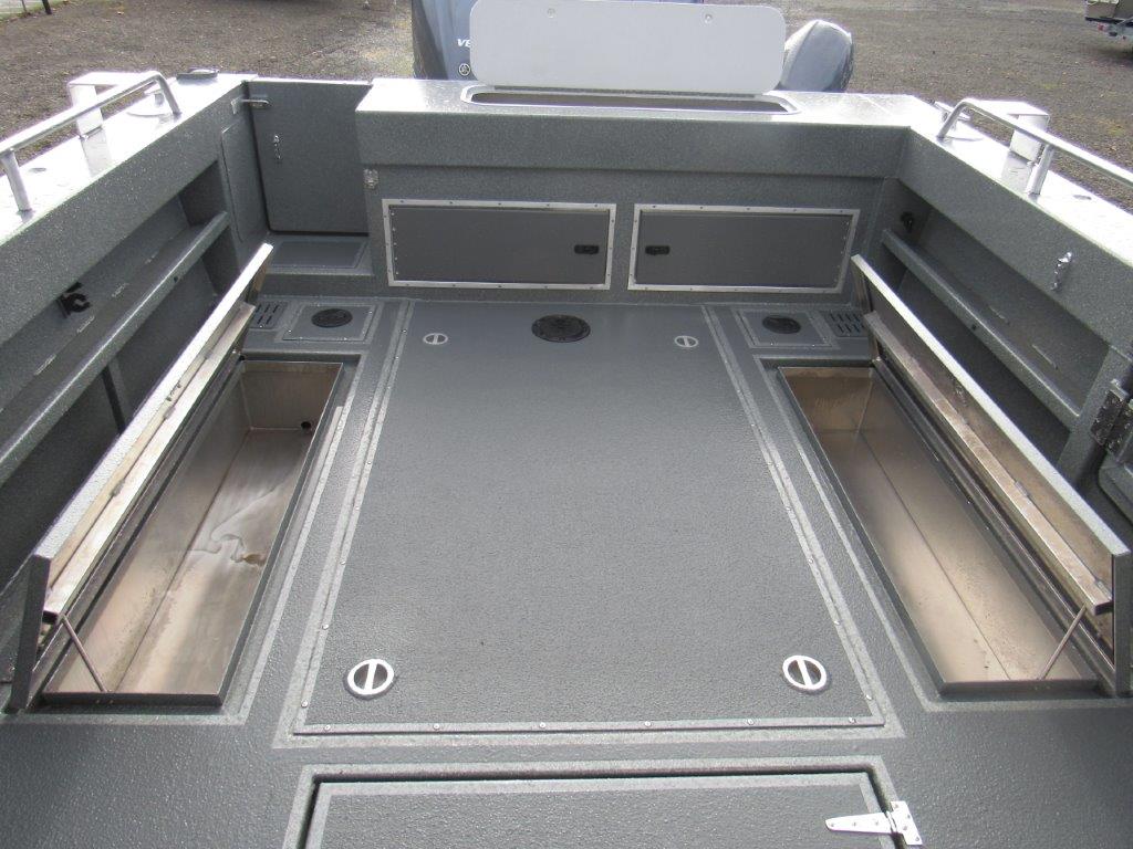 Slide: The Image of North River SEAHAWK OS 3100 SXL 2025 - 10