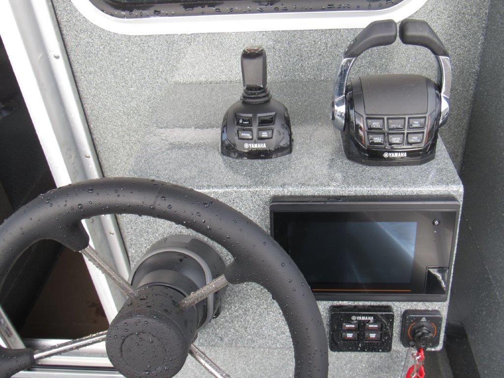Slide: The Image of North River SEAHAWK OS 3100 SXL 2025 - 14