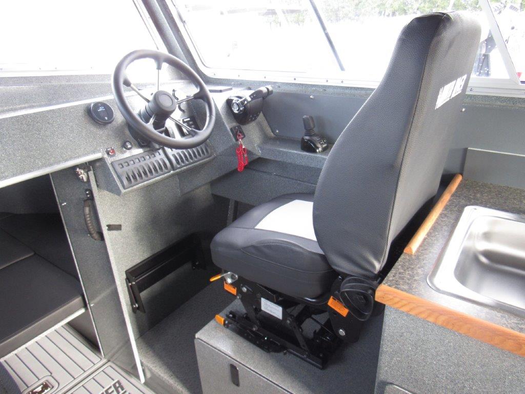 Slide: The Image of North River SEAHAWK OS 3100 SXL 2025 - 16