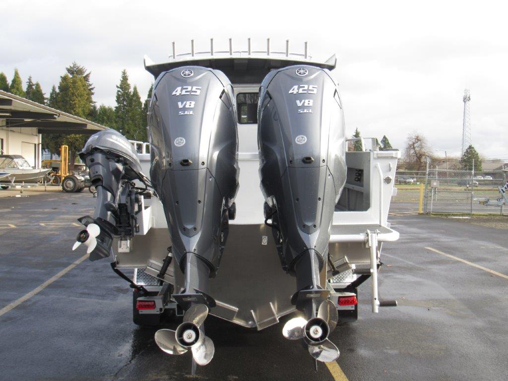 Slide: The Image of North River SEAHAWK OS 3100 SXL 2025 - 4