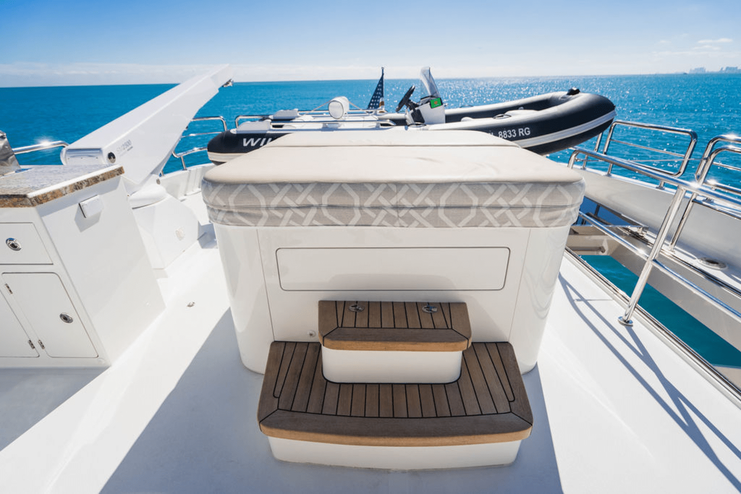 Slide: The Image of Ocean Alexander 100 2018 - 13