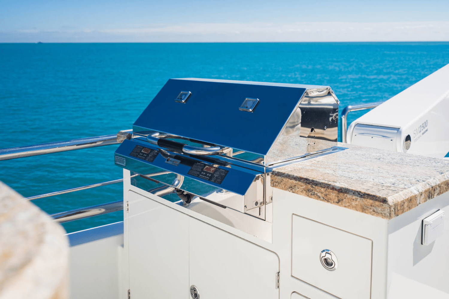 Slide: The Image of Ocean Alexander 100 2018 - 14