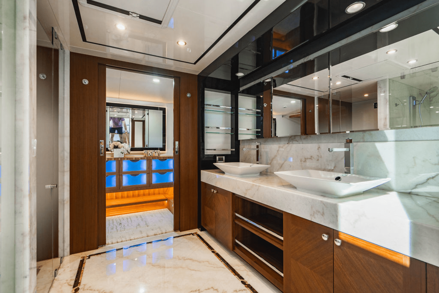 Slide: The Image of Ocean Alexander 100 2018 - 34