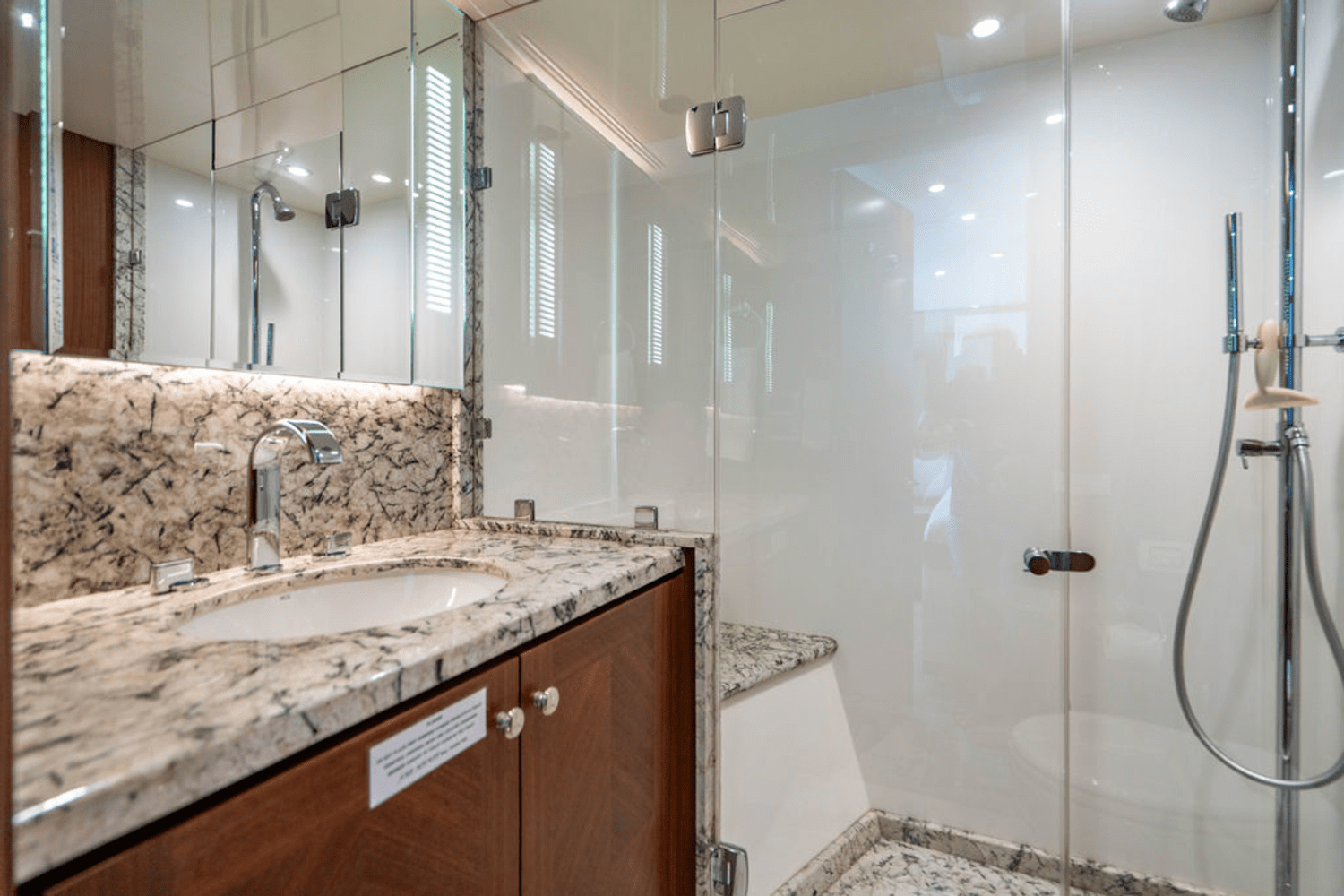 Slide: The Image of Ocean Alexander 100 2018 - 46