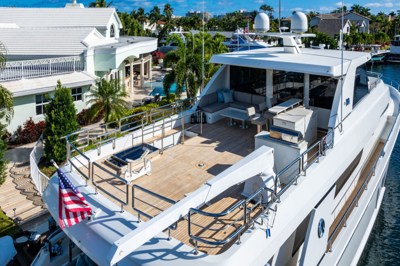 Slide: The Image of Ocean Alexander 100 MY 2020 - 4964071