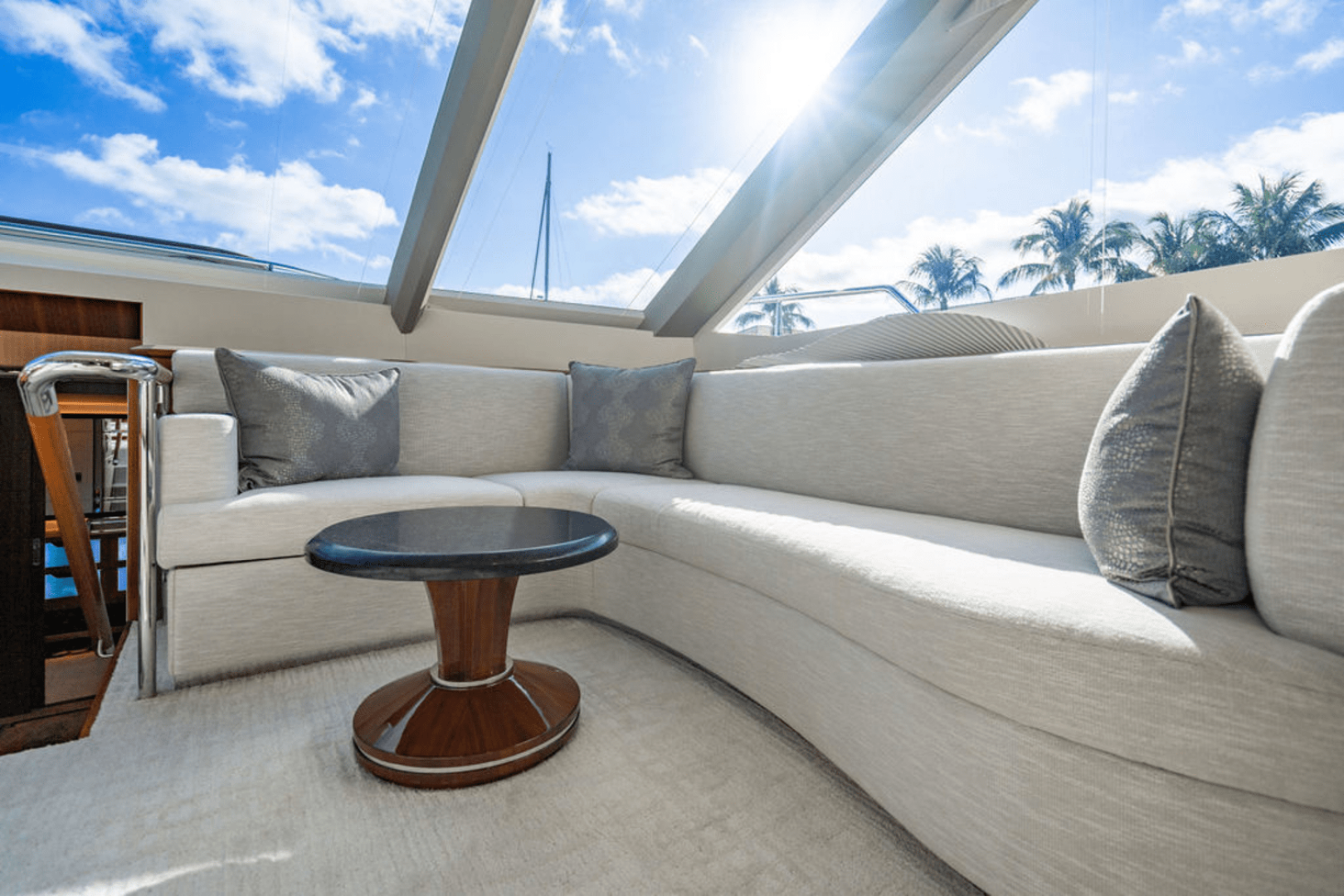 Slide: The Image of Ocean Alexander 100 MY 2020 - 4964097