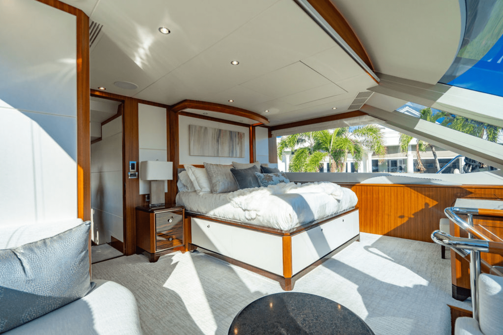 Slide: The Image of Ocean Alexander 100 MY 2020 - 4964098
