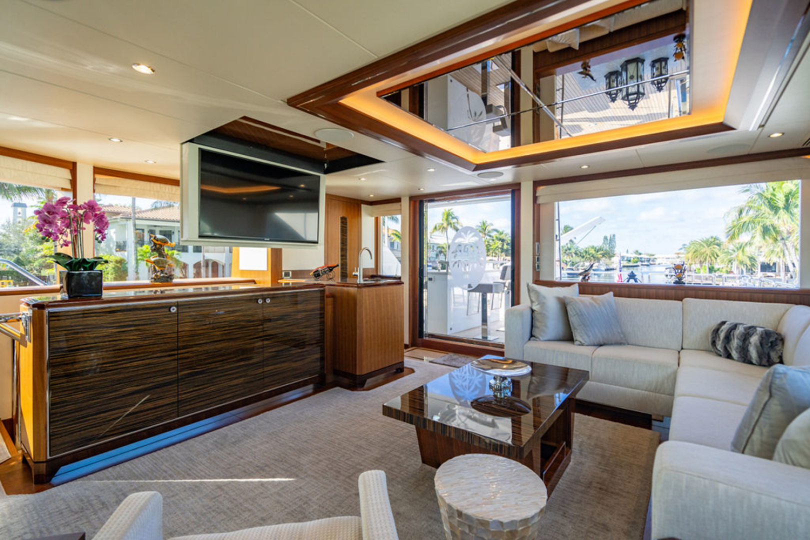 Slide: The Image of Ocean Alexander 100 MY 2020 - 4964127