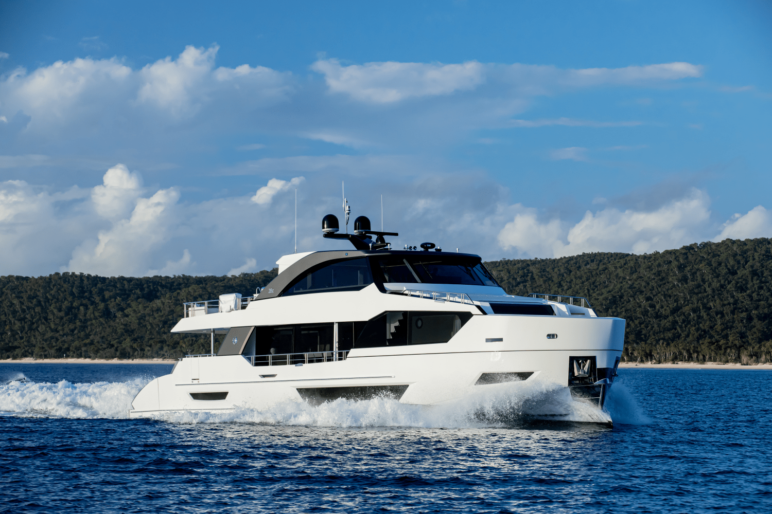 Slide: The Image of Ocean Alexander 28 Explorer 2023 - 0