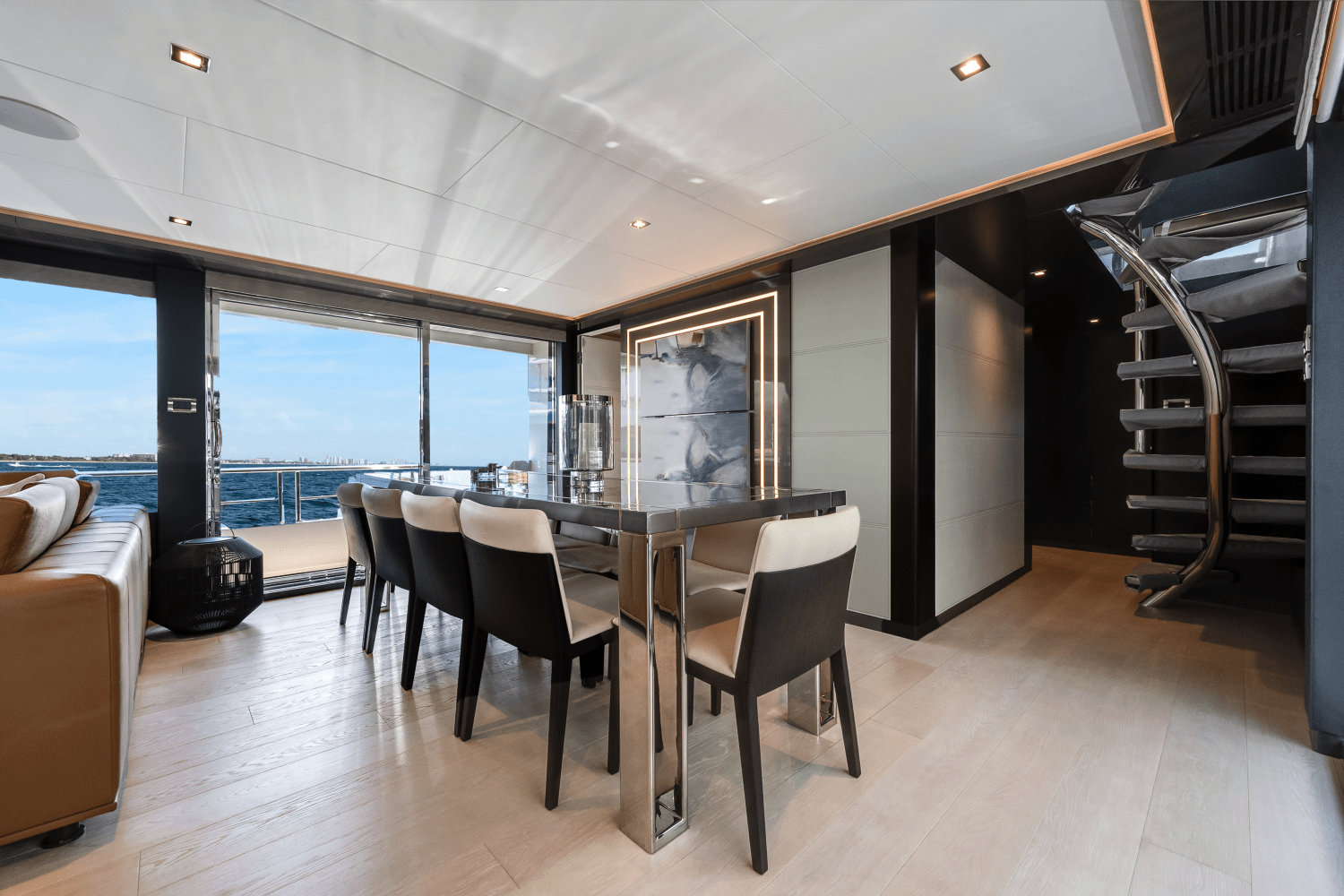 Slide: The Image of Ocean Alexander 28 Explorer 2023 - 13