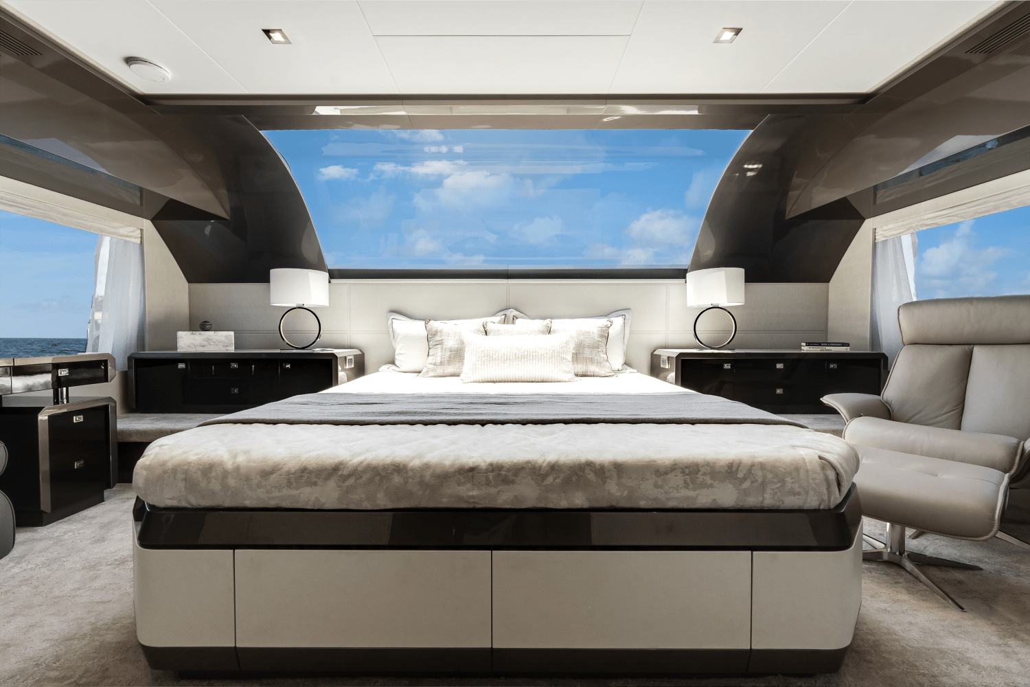 Slide: The Image of Ocean Alexander 28 Explorer 2023 - 19