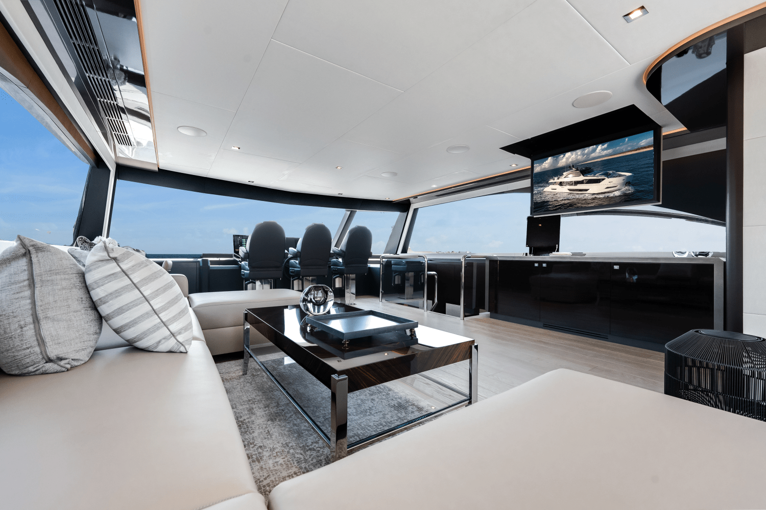 Slide: The Image of Ocean Alexander 28 Explorer 2023 - 36