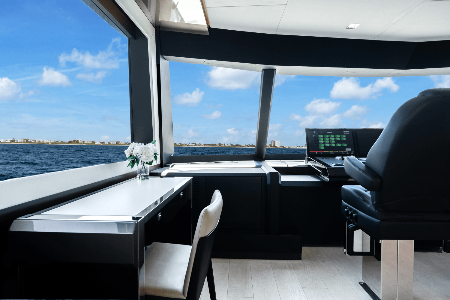 Slide: The Image of Ocean Alexander 28 Explorer 2023 - 38