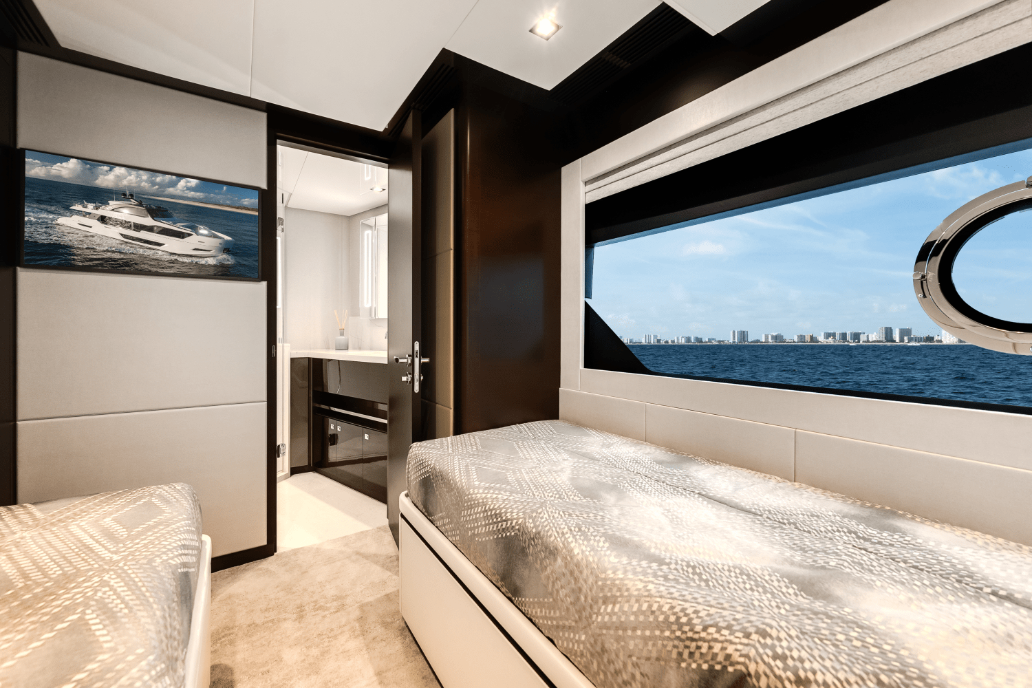 Slide: The Image of Ocean Alexander 28 Explorer 2023 - 44