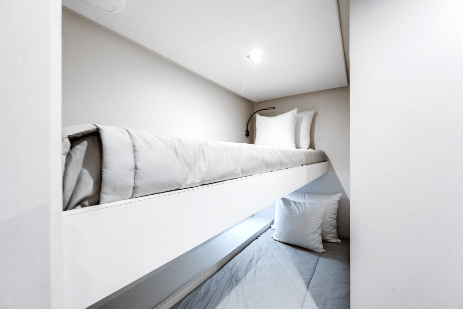 Slide: The Image of Ocean Alexander 28 Explorer 2023 - 64