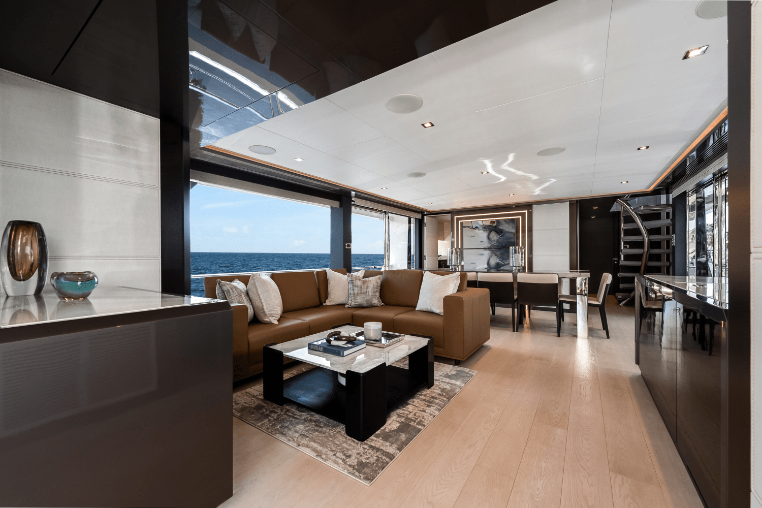Slide: The Image of Ocean Alexander 28 Explorer 2023 - 7