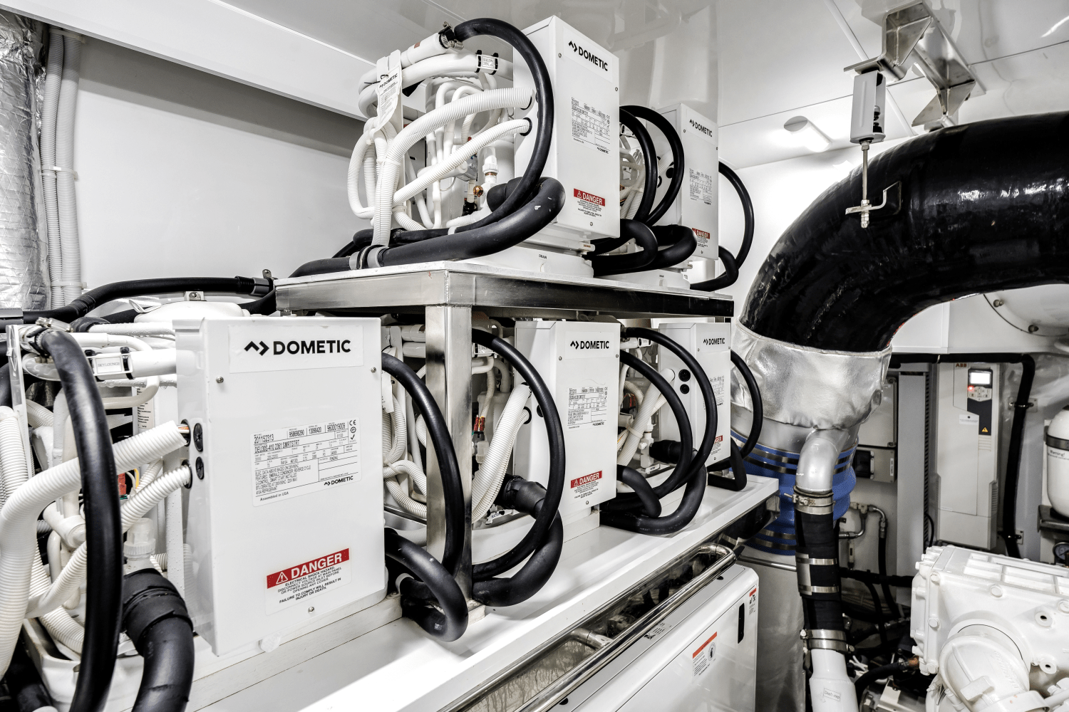 Slide: The Image of Ocean Alexander 28 Explorer 2023 - 72