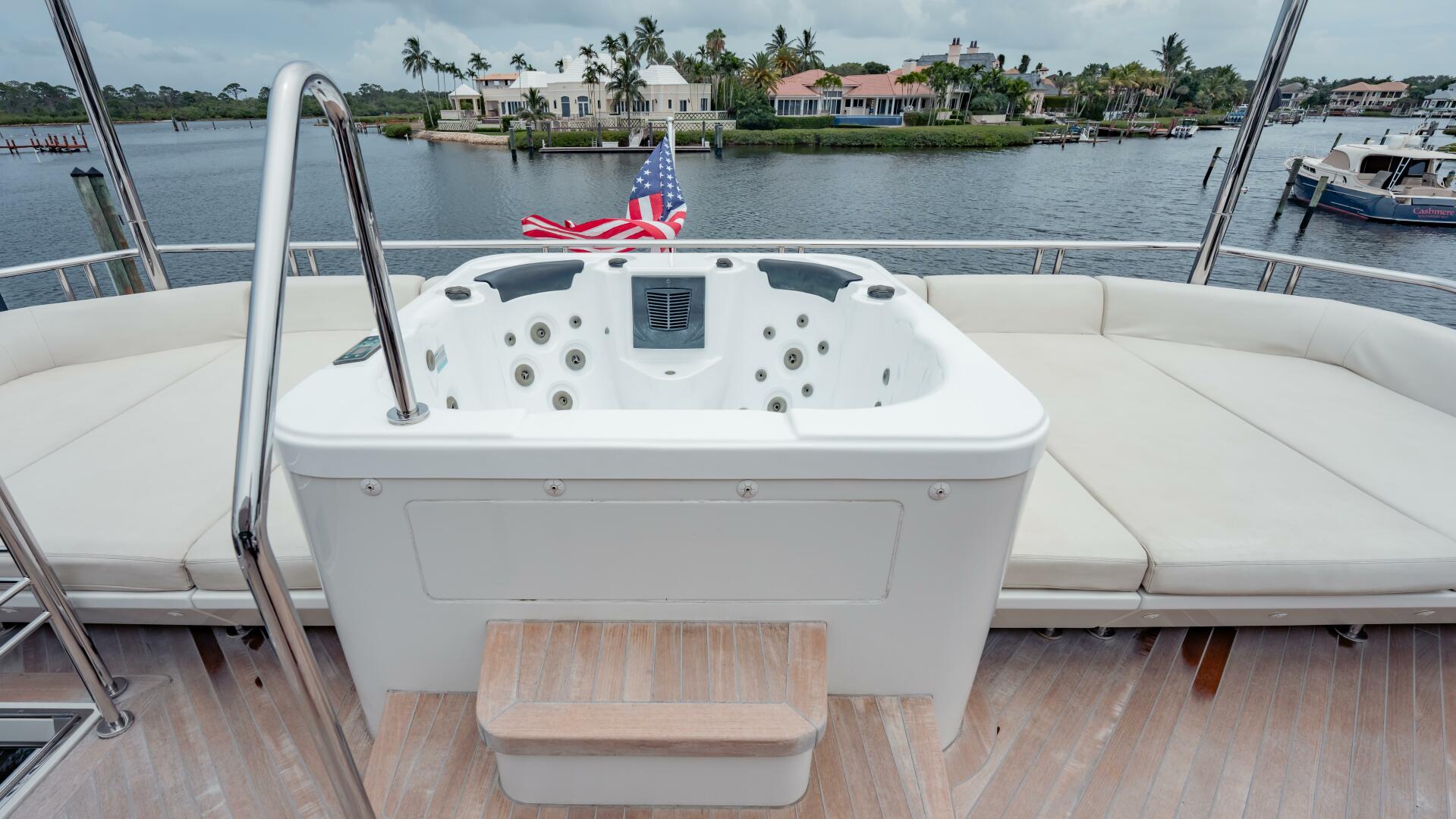 Slide: The Image of 2021 Ocean Alexander 28R - 5511708