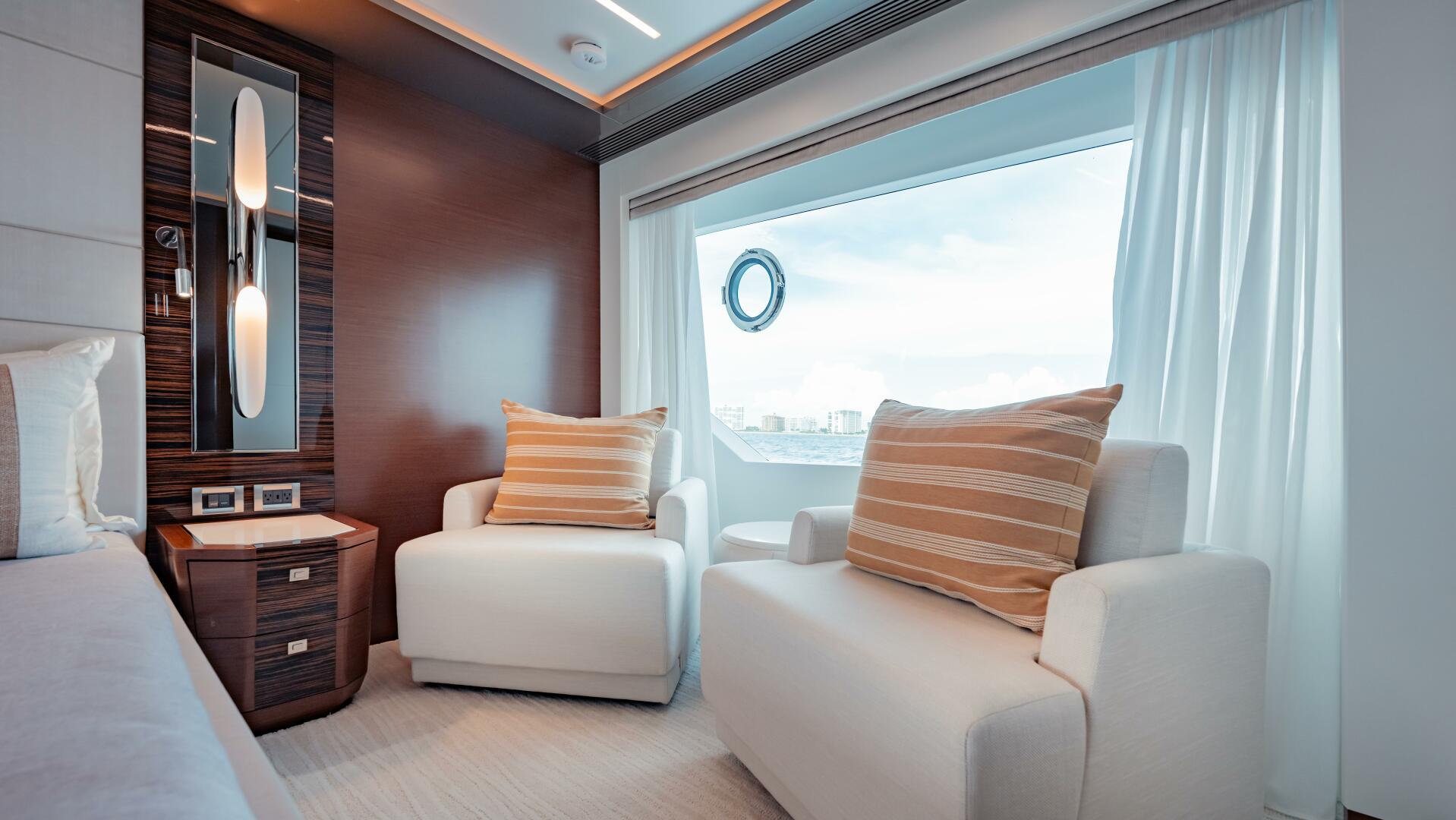 Slide: The Image of 2021 Ocean Alexander 28R - 5511739