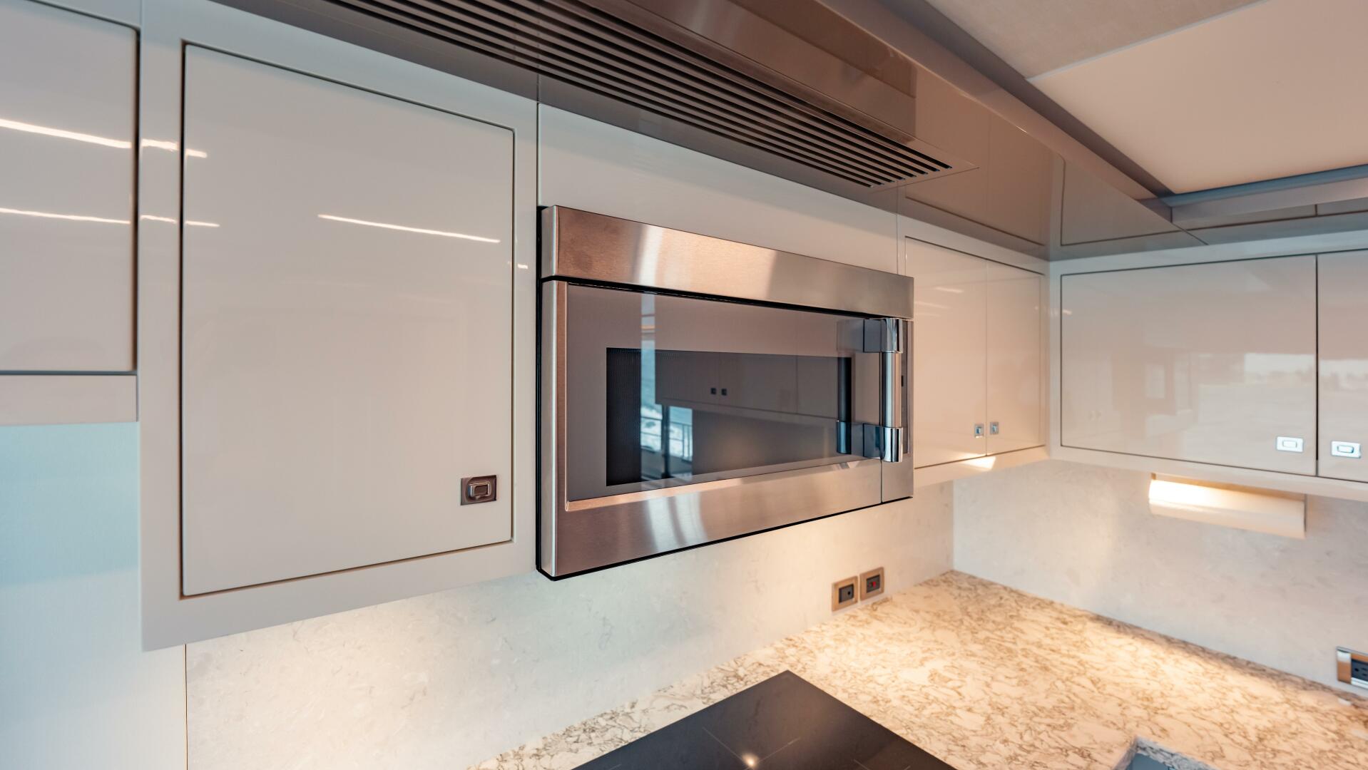 Slide: The Image of 2021 Ocean Alexander 28R - 5511786