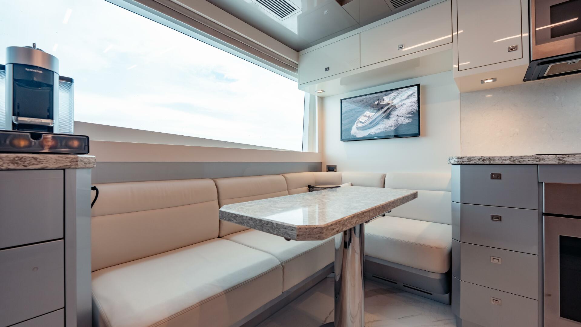 Slide: The Image of Ocean Alexander 28R 2021 - 5511792