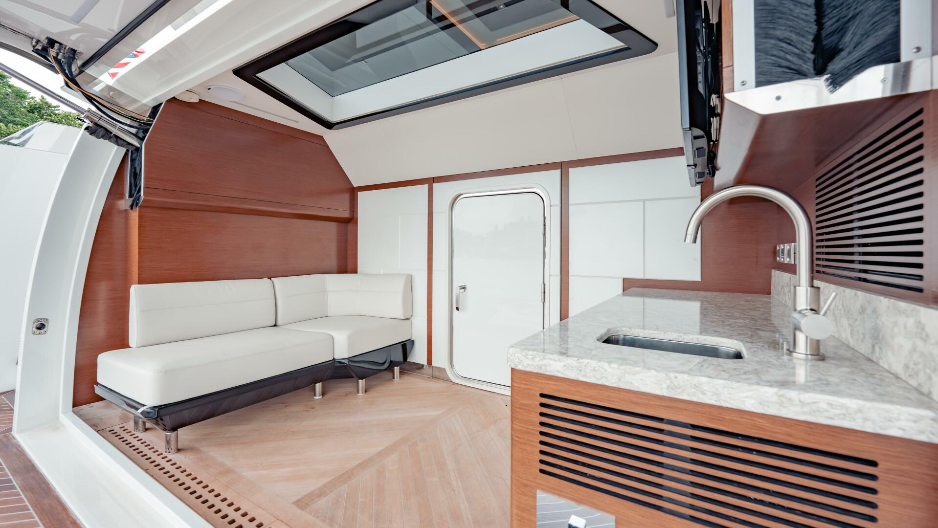 Slide: The Image of Ocean Alexander 28R 2021 - 5511843