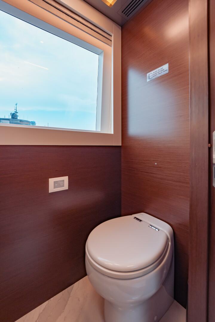 Slide: The Image of Ocean Alexander 28R 2021 - 5511847