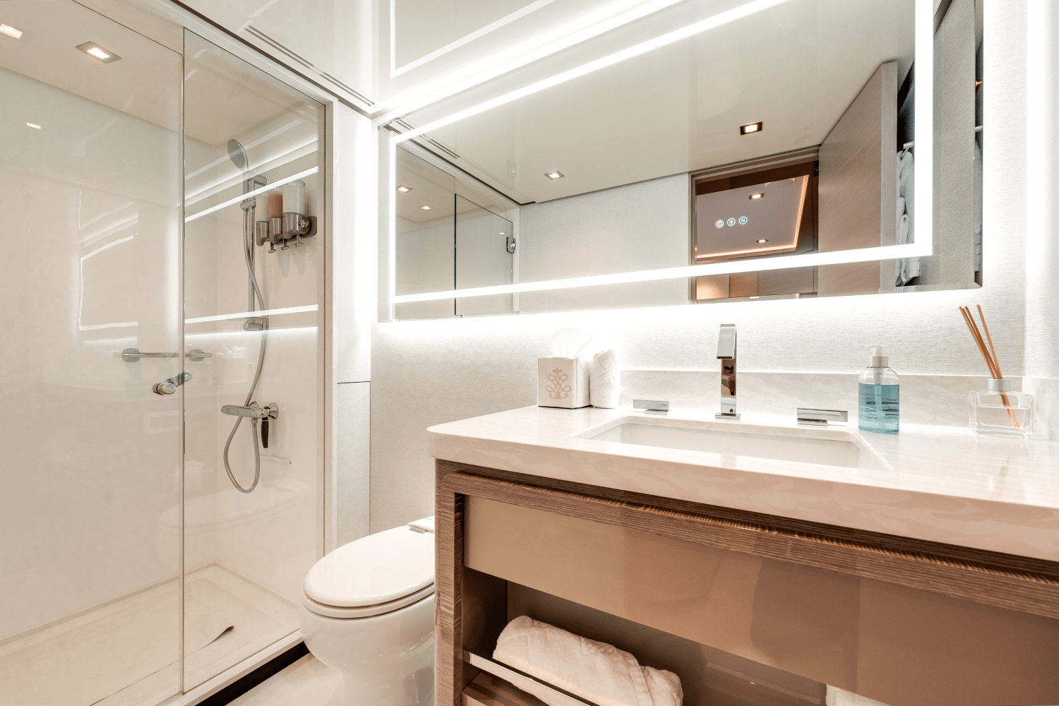 Slide: The Image of Ocean Alexander 30R 2024 - 54