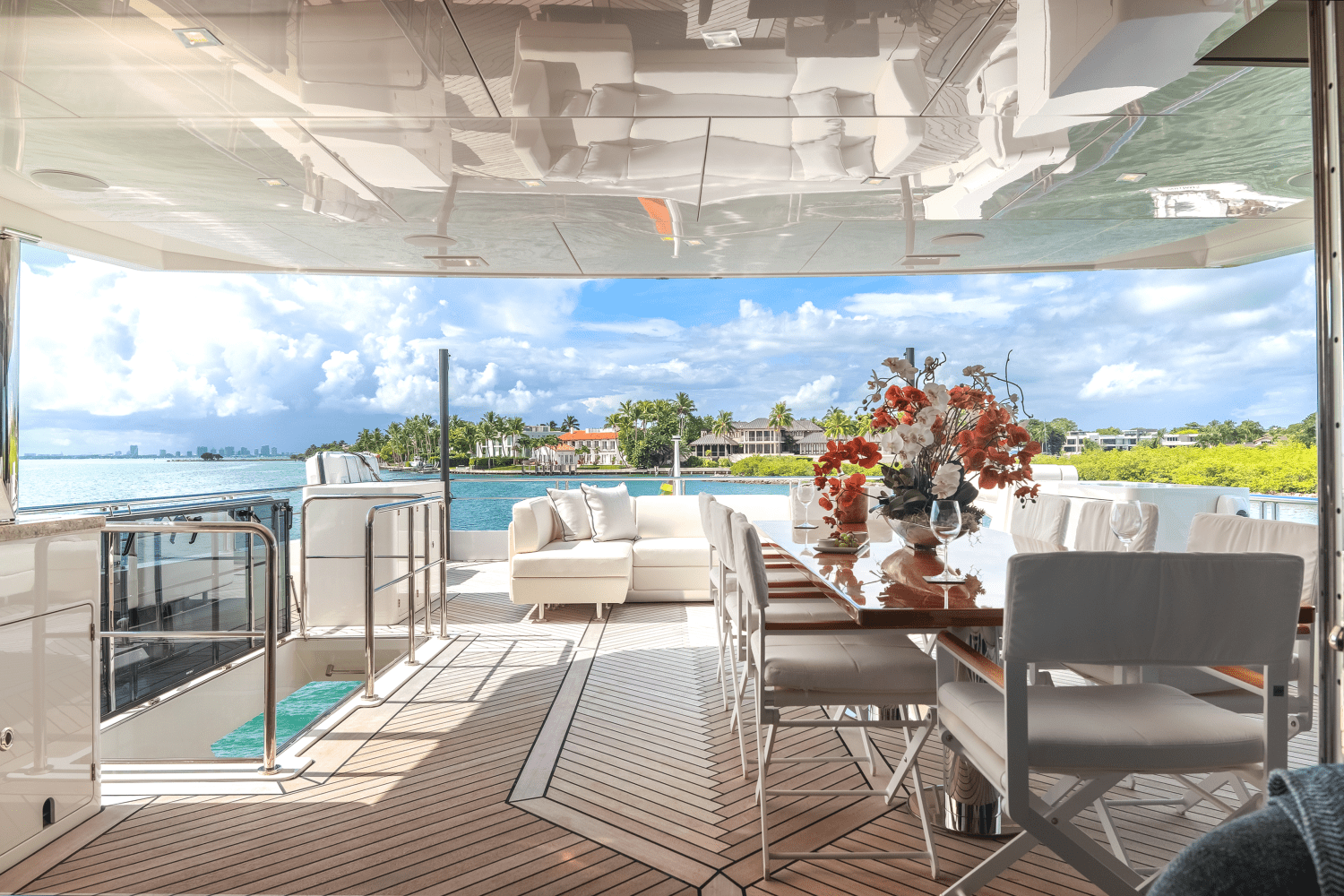 Slide: The Image of Ocean Alexander 30R 2024 - 74