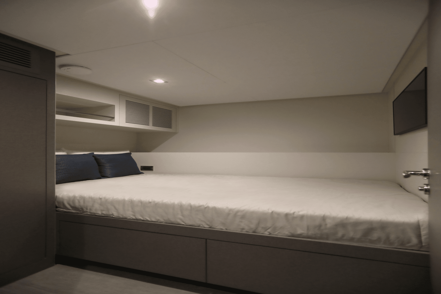 Slide: The Image of Ocean Alexander 32E 2023 - 31