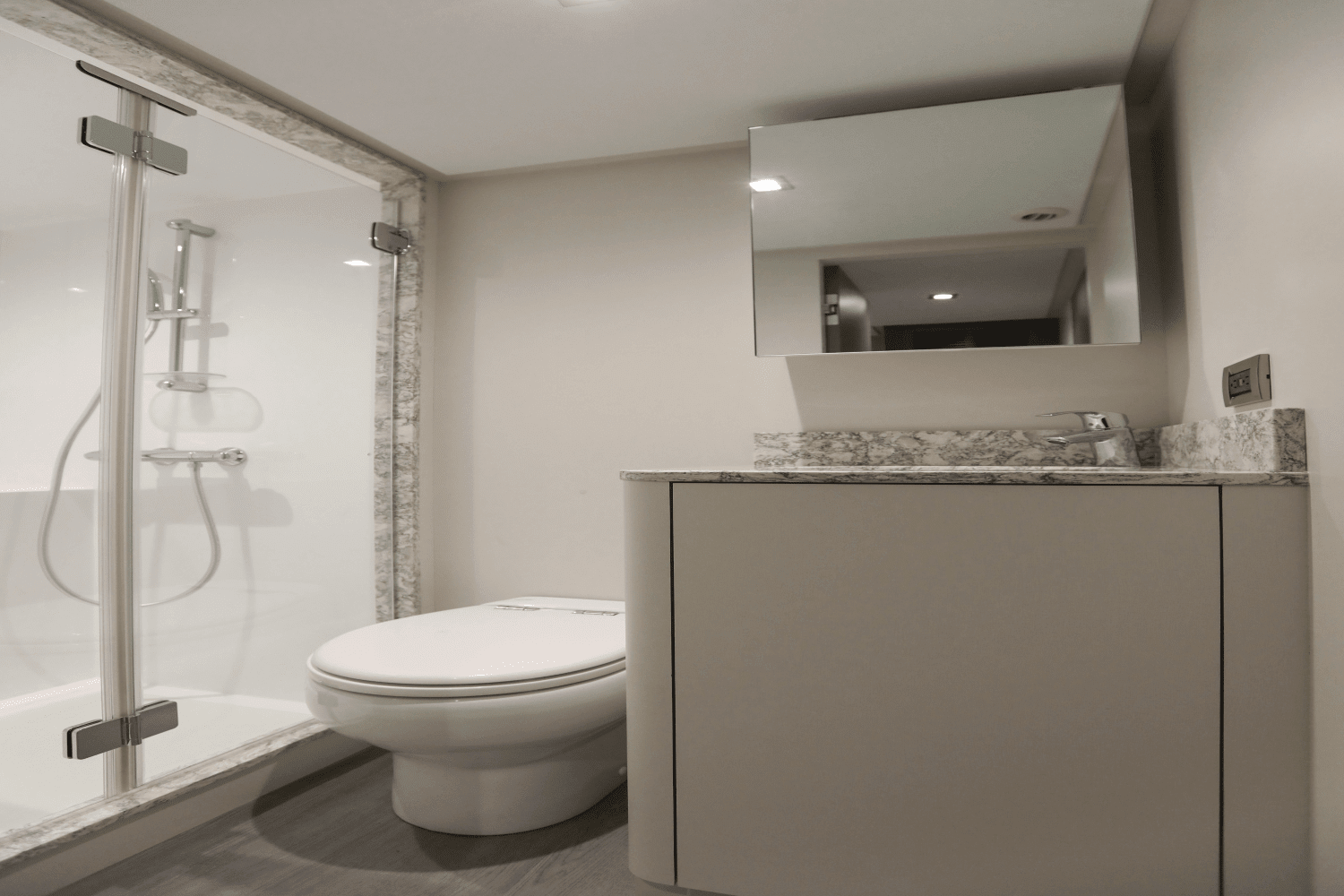 Slide: The Image of Ocean Alexander 32E 2023 - 33