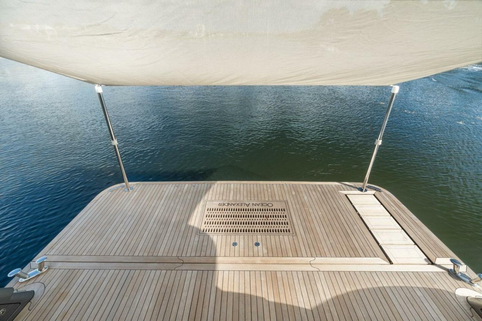 Slide: The Image of Ocean Alexander 106 Twin Dreams - Swim Platform 2022 Ocean Alexander 106 Twin Dreams - 4736142