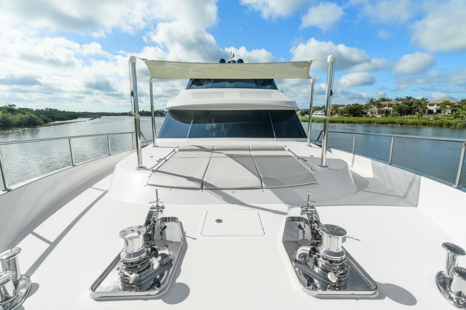 Slide: The Image of Ocean Alexander 106 Twin Dreams - Bow Pad 2022 Ocean Alexander 106 Twin Dreams - 4736147