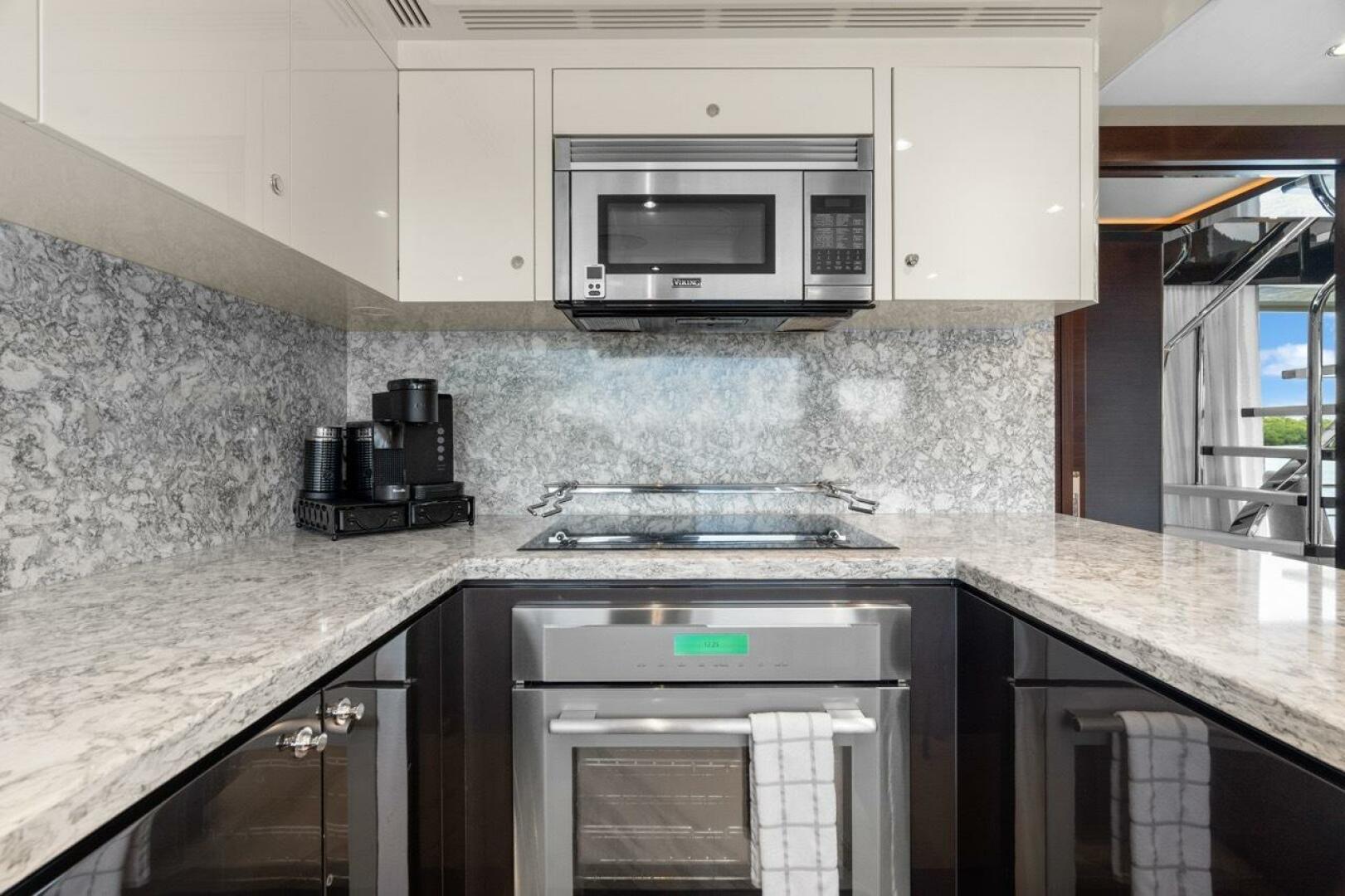 Slide: The Image of Ocean Alexander 106 Twin Dreams - Galley 2022 Ocean Alexander 106 Twin Dreams - 4736179