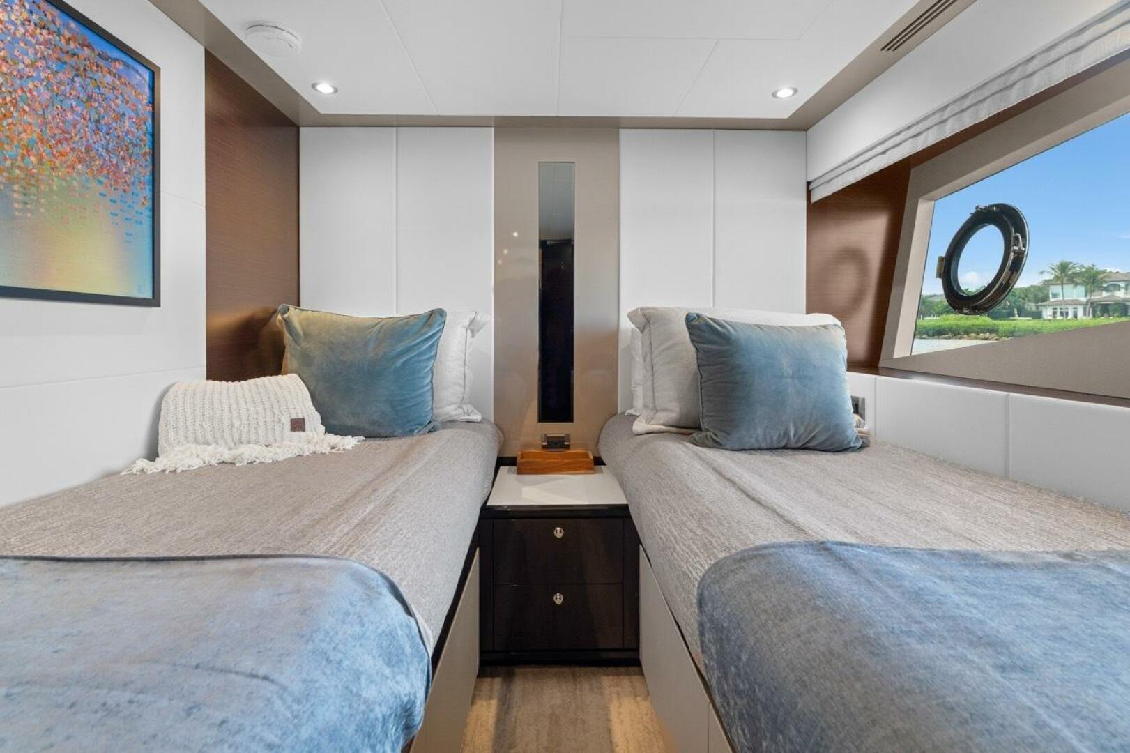 Slide: The Image of Ocean Alexander 106 Twin Dreams - Stateroom 2022 Ocean Alexander 106 Twin Dreams - 4736197