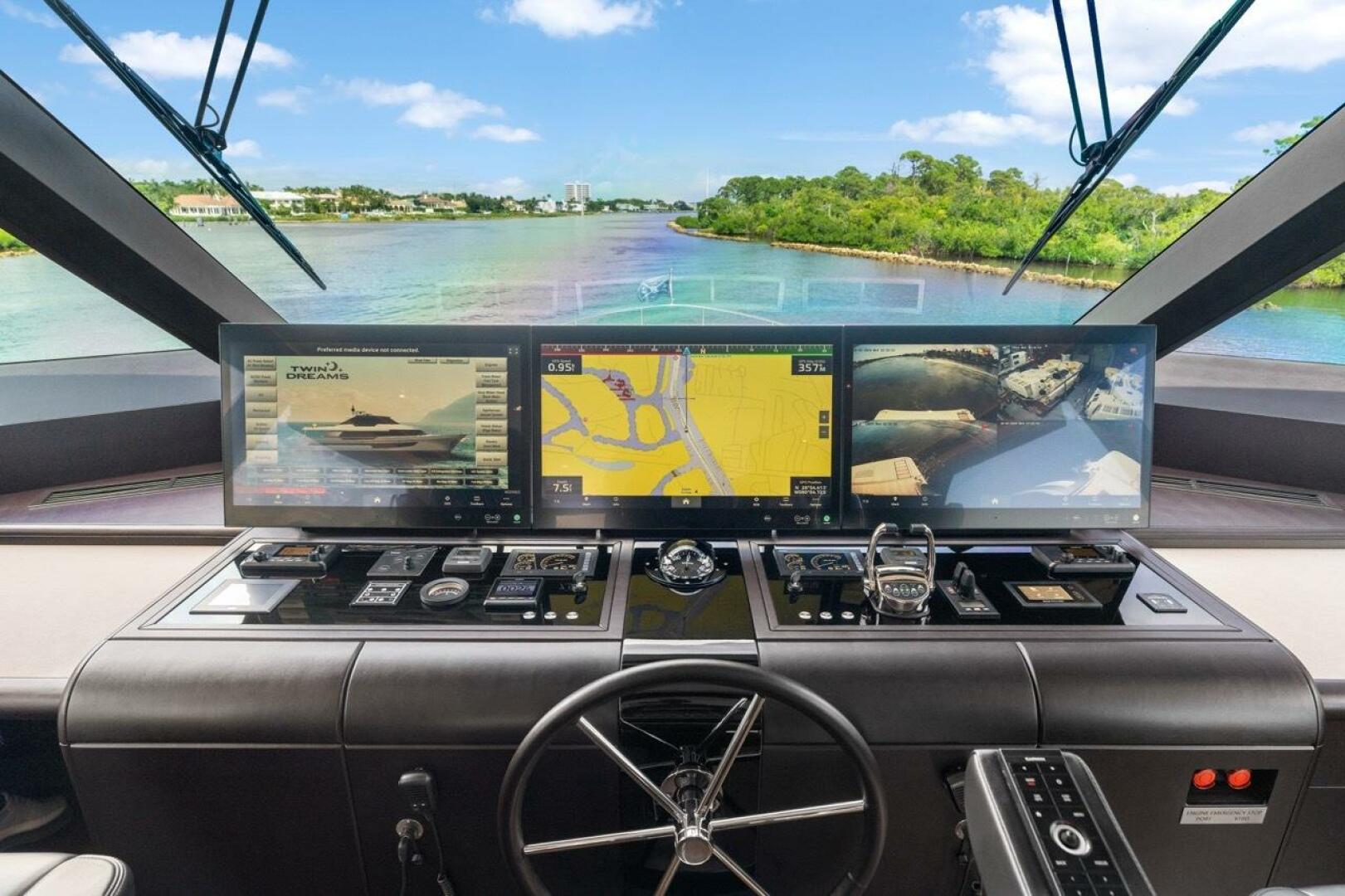 Slide: The Image of Ocean Alexander 106 Twin Dreams - Helm 2022 Ocean Alexander 106 Twin Dreams - 4736222