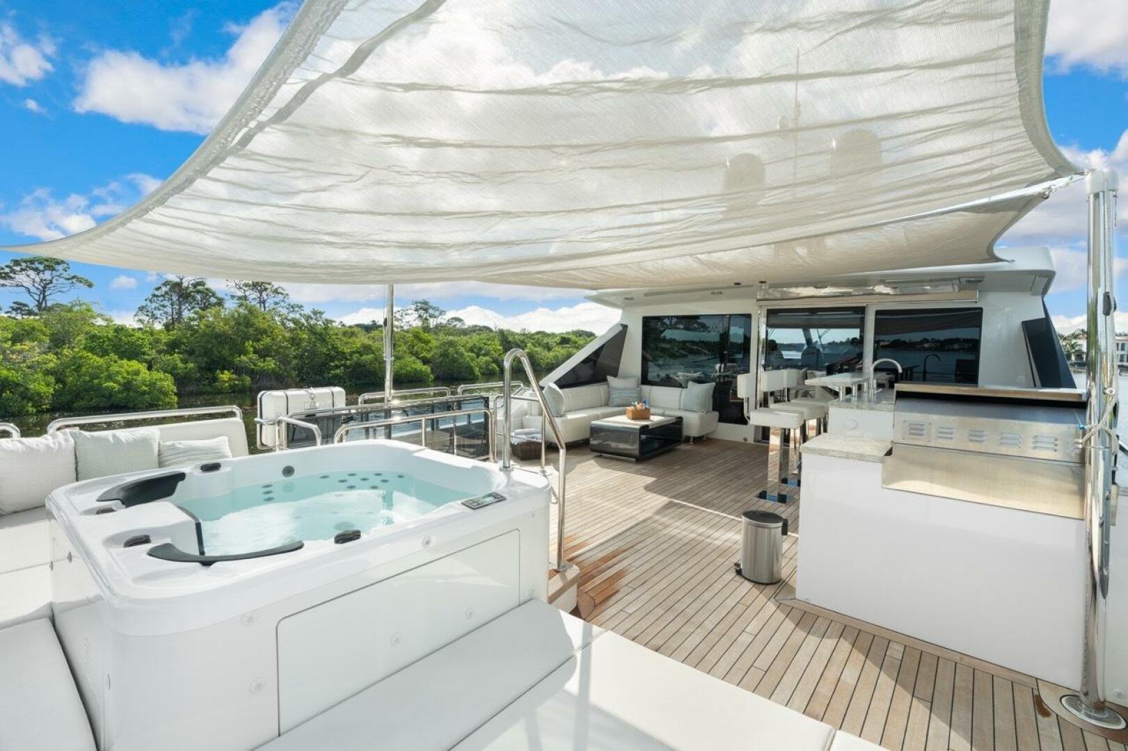 Slide: The Image of Ocean Alexander 106 Twin Dreams - Sky Lounge 2022 Ocean Alexander 106 Twin Dreams - 4736134