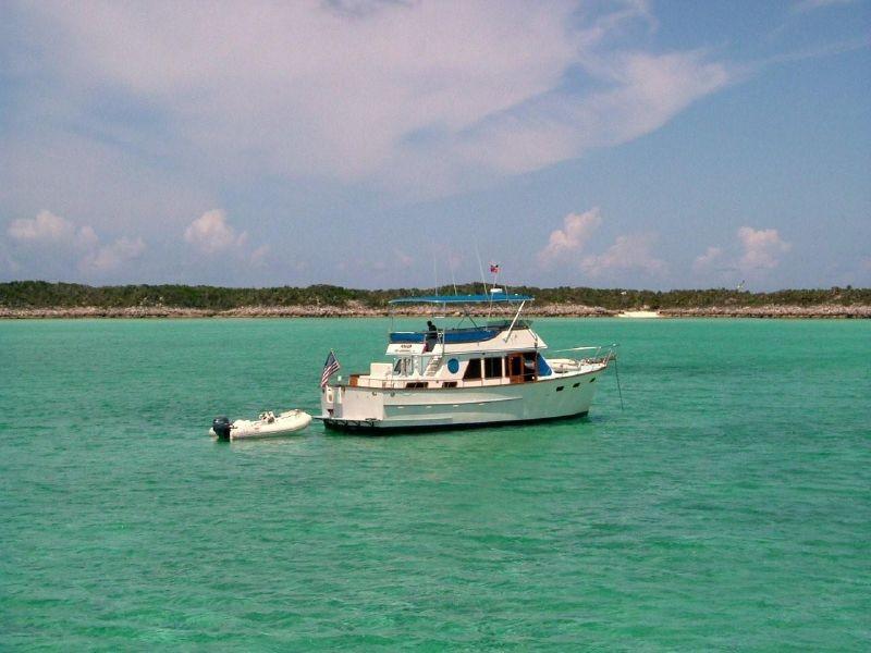 Slide: The Image of Ocean Alexander 43 (Tri-Cabin Trunk Trawler) 1981 - 4