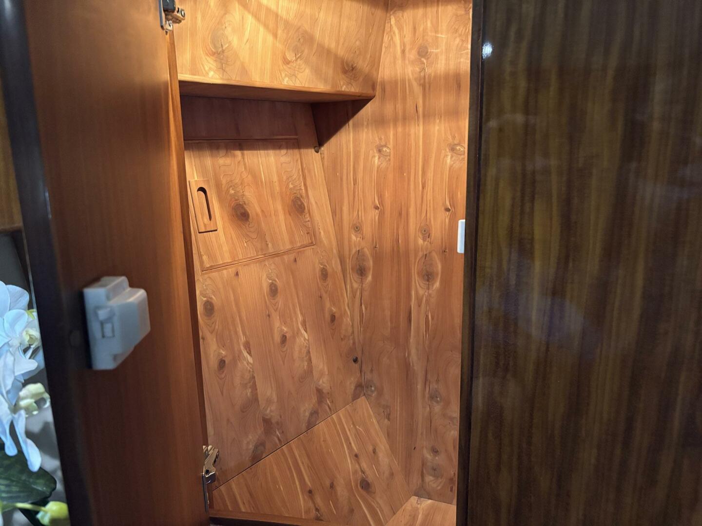 Slide: The Image of Ocean Alexander 45 Sedan 2009 - 5258955