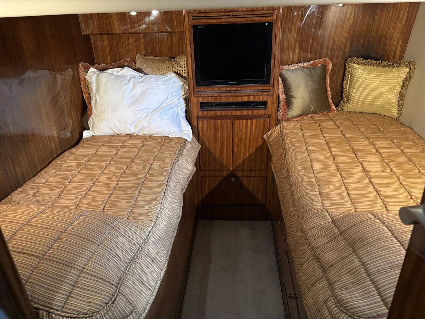 Slide: The Image of Ocean Alexander 45 Sedan 2009 - 5258958