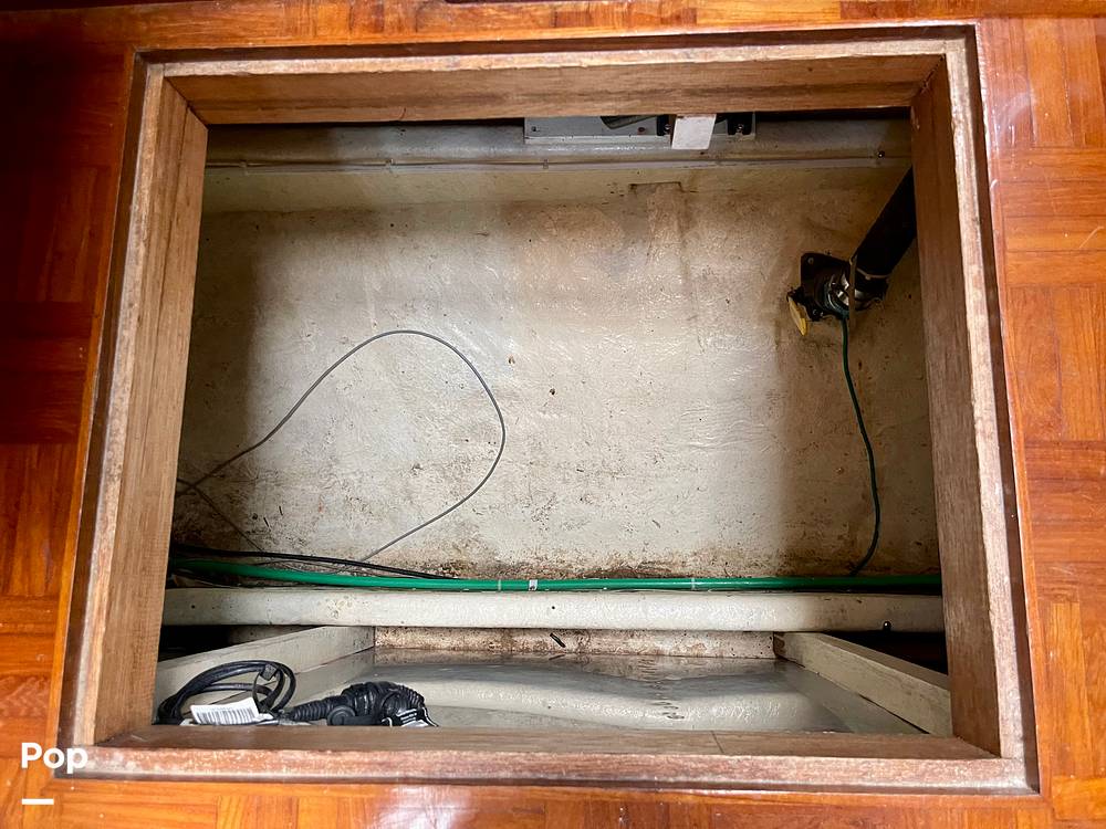 Slide: The Image of Ocean Alexander 52 Sedan 1986 - 15369024