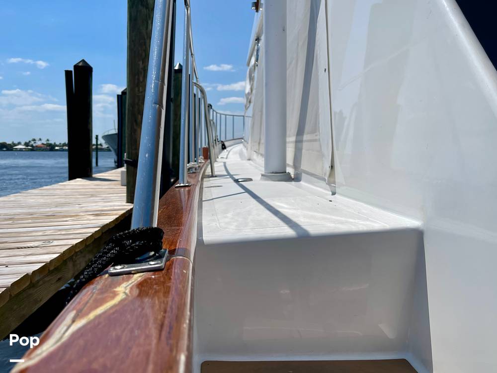 Slide: The Image of Ocean Alexander 52 Sedan 1986 - 15388780