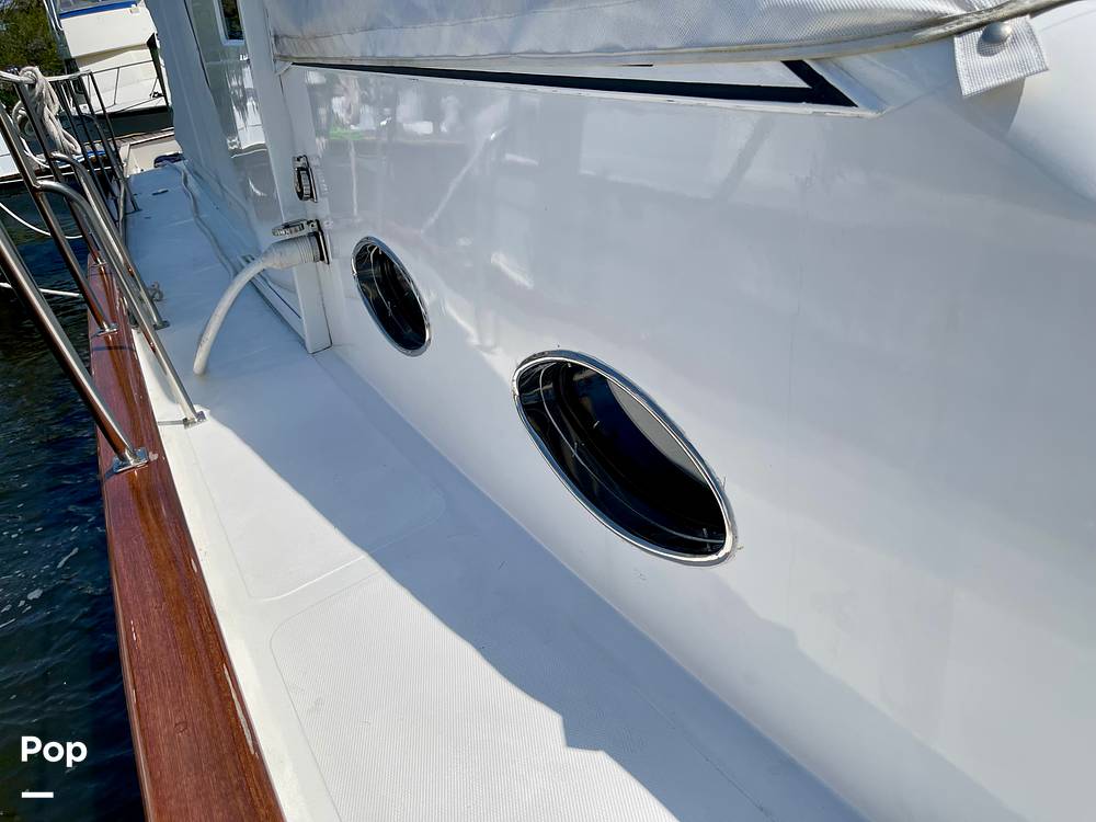 Slide: The Image of Ocean Alexander 52 Sedan 1986 - 15388807