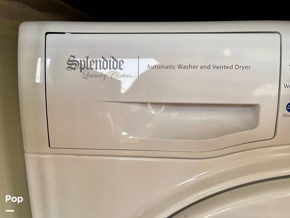 Slide: The Image of Washer / Dryer - 15388843