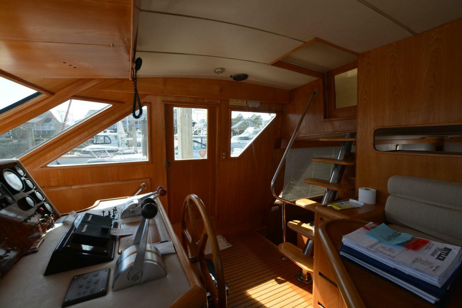 Slide: The Image of Ocean Alexander 540 Pilothouse 1991 - 5196296